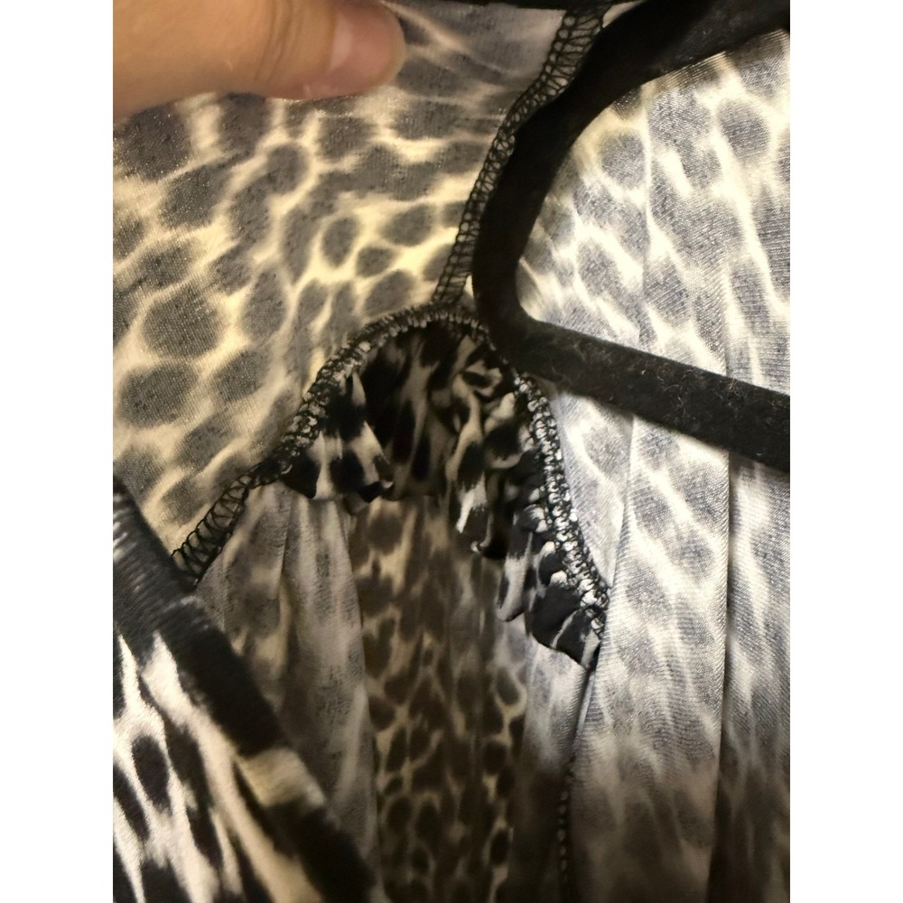 Torrid Studio Knit Leopard Print V-Neck Puff Sleeve Top Womens Size 5 5X 28 - Picture 10 of 12